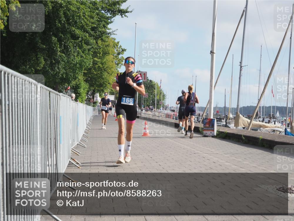 17.08.2025 - KN Förde Triathlon 2025 KatJ http://msf.ph/oto/8588263 17.08.2025 10:14:19 Laufen 166, 202 meine-sportfotos.de