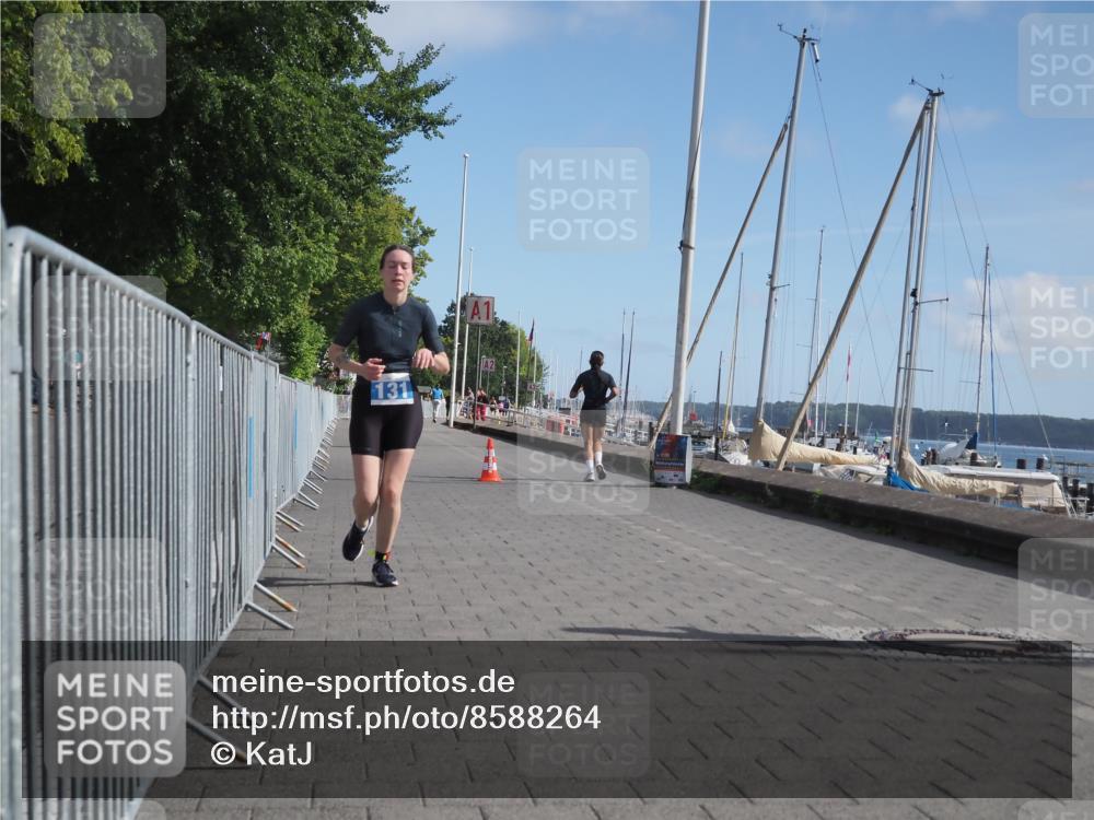 17.08.2025 - KN Förde Triathlon 2025 KatJ http://msf.ph/oto/8588264 17.08.2025 10:38:49 Laufen 131 meine-sportfotos.de