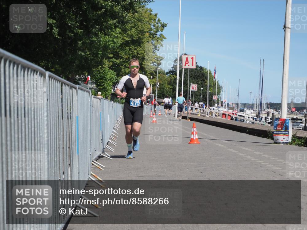 17.08.2025 - KN Förde Triathlon 2025 KatJ http://msf.ph/oto/8588266 17.08.2025 13:32:07 Laufen 475 meine-sportfotos.de