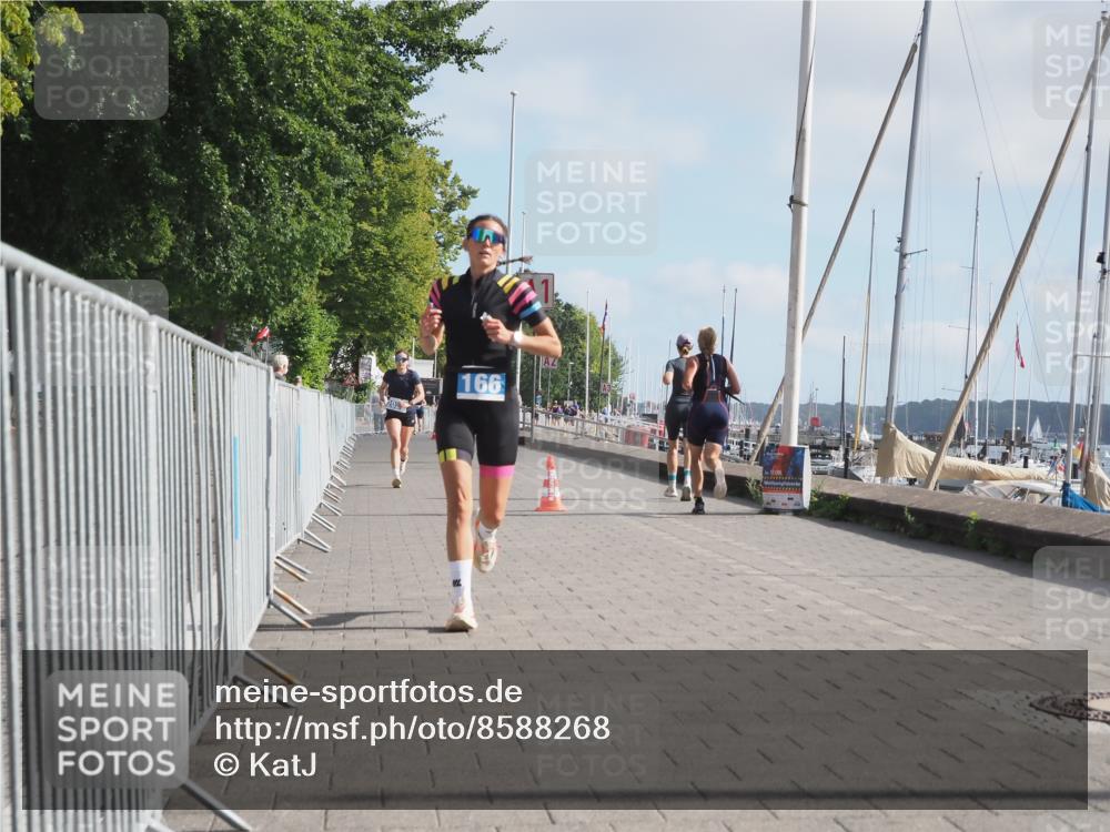 17.08.2025 - KN Förde Triathlon 2025 KatJ http://msf.ph/oto/8588268 17.08.2025 10:14:19 Laufen 166, 202 meine-sportfotos.de