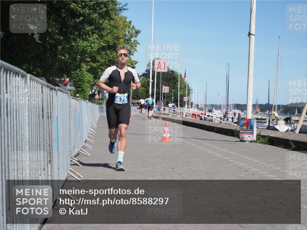 17.08.2025 - KN Förde Triathlon 2025 KatJ http://msf.ph/oto/8588297 17.08.2025 13:32:08 Laufen 475 meine-sportfotos.de