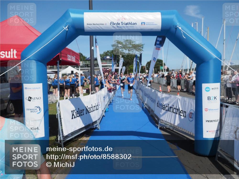 17.08.2025 - KN Förde Triathlon 2025 MichiJ http://msf.ph/oto/8588302 17.08.2025 13:44:26 Laufen 407, 413, 422, 433 meine-sportfotos.de