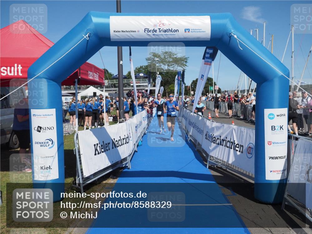 17.08.2025 - KN Förde Triathlon 2025 MichiJ http://msf.ph/oto/8588329 17.08.2025 13:44:26 Laufen 407, 413, 422, 433 meine-sportfotos.de