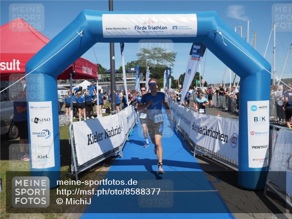17.08.2025 - KN Förde Triathlon 2025 MichiJ http://msf.ph/oto/8588377 17.08.2025 13:44:28 Laufen 407, 422, 433 meine-sportfotos.de