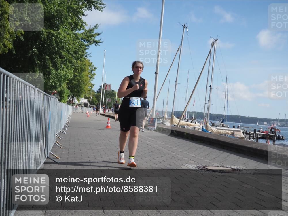 17.08.2025 - KN Förde Triathlon 2025 KatJ http://msf.ph/oto/8588381 17.08.2025 10:39:00 Laufen 208 meine-sportfotos.de