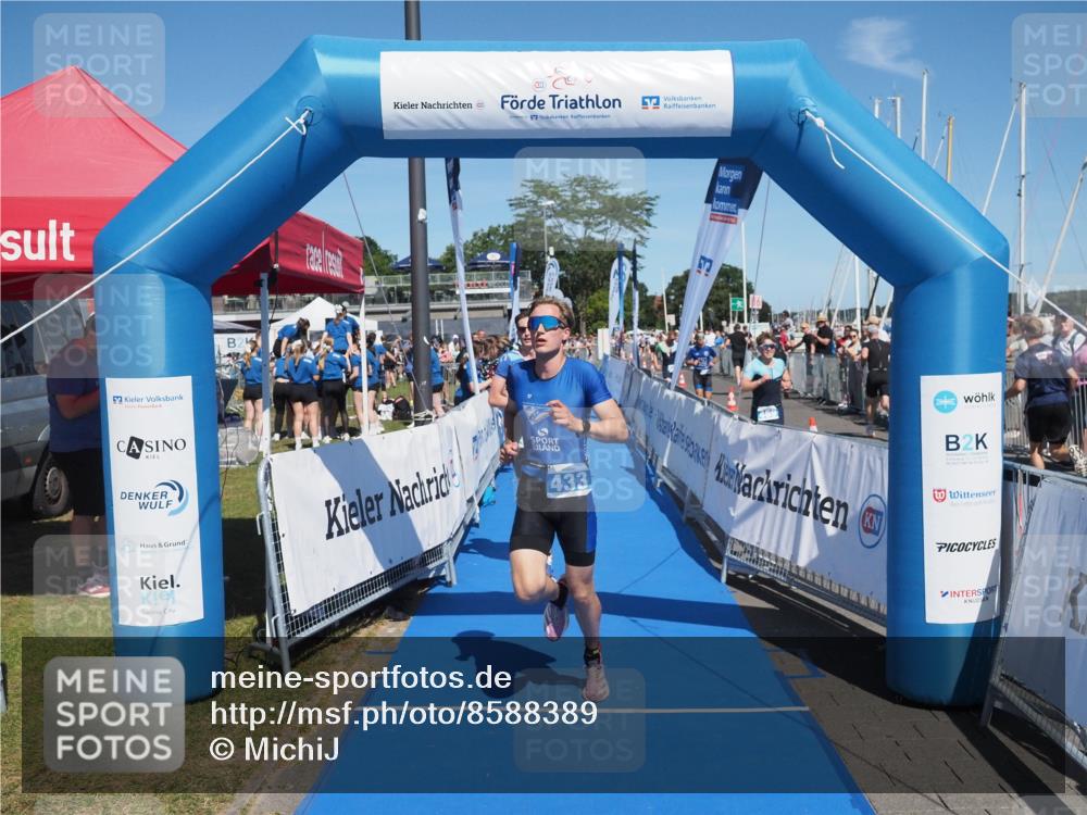 17.08.2025 - KN Förde Triathlon 2025 MichiJ http://msf.ph/oto/8588389 17.08.2025 13:44:28 Laufen 407, 422, 433 meine-sportfotos.de