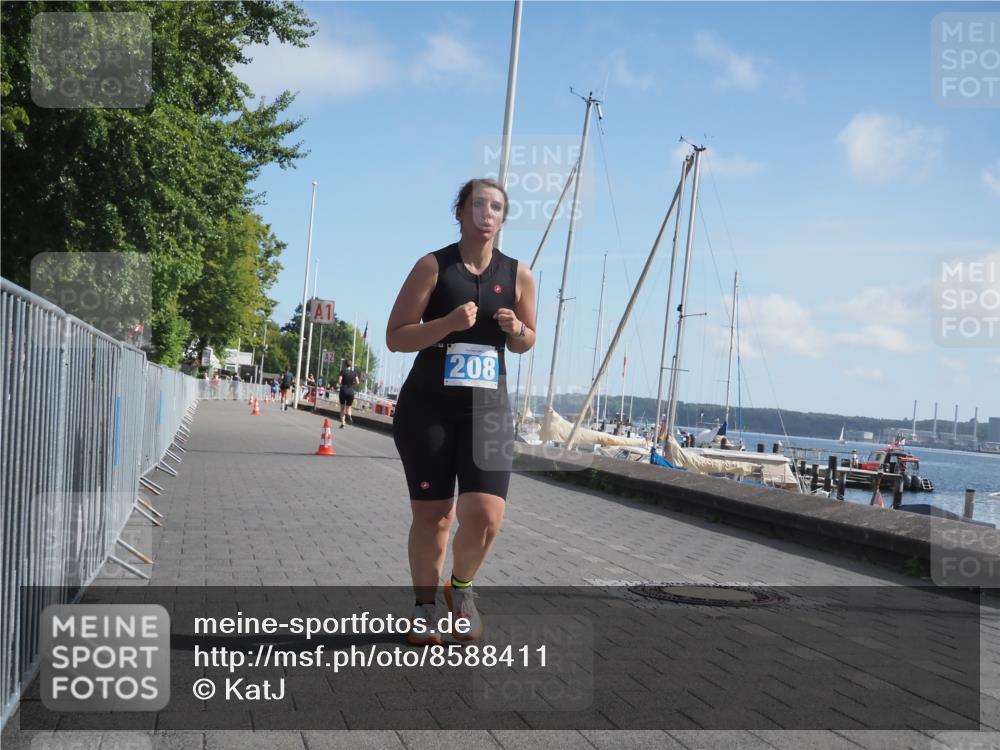17.08.2025 - KN Förde Triathlon 2025 KatJ http://msf.ph/oto/8588411 17.08.2025 10:39:00 Laufen 208 meine-sportfotos.de