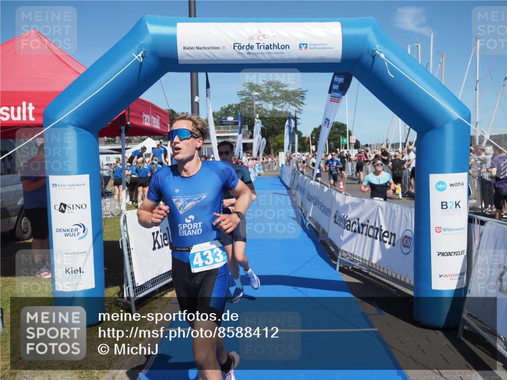 17.08.2025 - KN Förde Triathlon 2025 MichiJ http://msf.ph/oto/8588412 17.08.2025 13:44:28 Laufen 407, 422, 433 meine-sportfotos.de