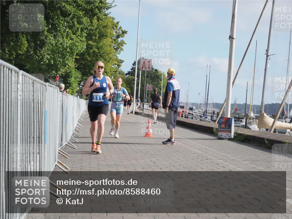 17.08.2025 - KN Förde Triathlon 2025 KatJ http://msf.ph/oto/8588460 17.08.2025 10:14:38 Laufen 111, 119, 216 meine-sportfotos.de