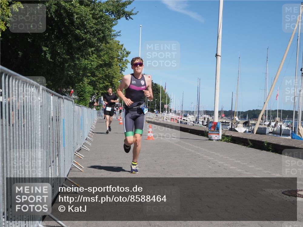 17.08.2025 - KN Förde Triathlon 2025 KatJ http://msf.ph/oto/8588464 17.08.2025 13:32:33 Laufen 395, 509 meine-sportfotos.de