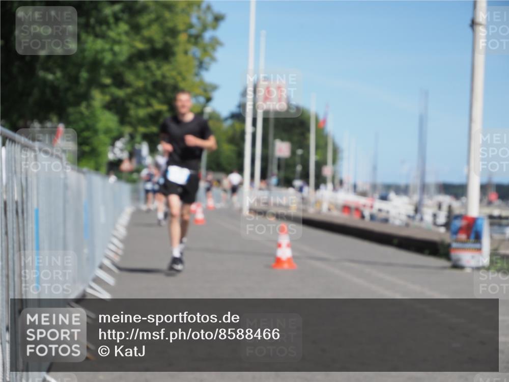 17.08.2025 - KN Förde Triathlon 2025 KatJ http://msf.ph/oto/8588466 17.08.2025 13:32:35 Laufen 395, 509 meine-sportfotos.de