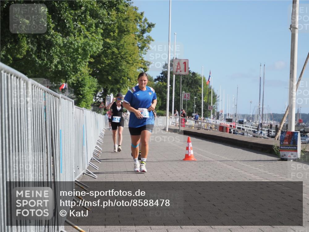 17.08.2025 - KN Förde Triathlon 2025 KatJ http://msf.ph/oto/8588478 17.08.2025 10:39:34 Laufen 142, 156, 186 meine-sportfotos.de