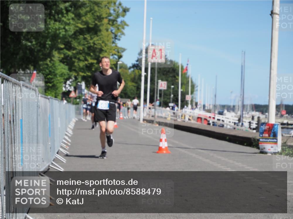 17.08.2025 - KN Förde Triathlon 2025 KatJ http://msf.ph/oto/8588479 17.08.2025 13:32:35 Laufen 395, 509 meine-sportfotos.de
