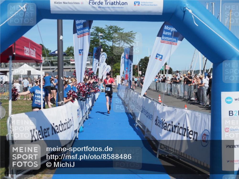 17.08.2025 - KN Förde Triathlon 2025 MichiJ http://msf.ph/oto/8588486 17.08.2025 13:45:08 Laufen 466 meine-sportfotos.de