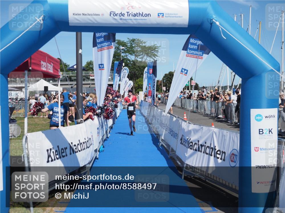 17.08.2025 - KN Förde Triathlon 2025 MichiJ http://msf.ph/oto/8588497 17.08.2025 13:45:08 Laufen 466 meine-sportfotos.de