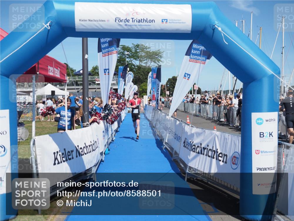 17.08.2025 - KN Förde Triathlon 2025 MichiJ http://msf.ph/oto/8588501 17.08.2025 13:45:08 Laufen 466 meine-sportfotos.de