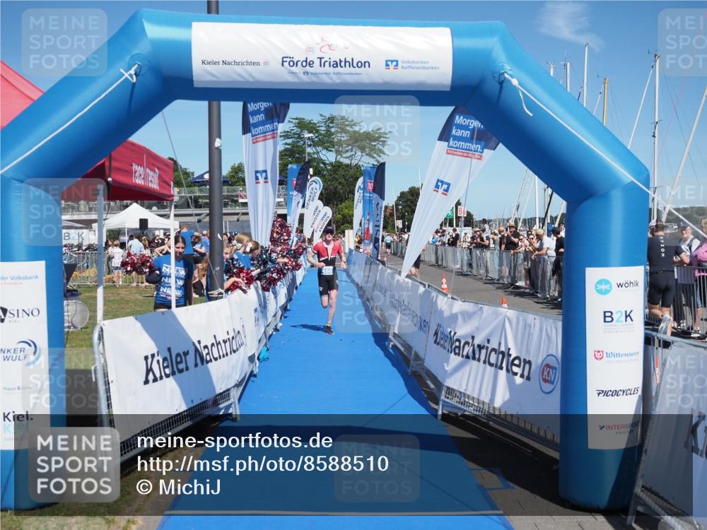 17.08.2025 - KN Förde Triathlon 2025 MichiJ http://msf.ph/oto/8588510 17.08.2025 13:45:08 Laufen 466 meine-sportfotos.de
