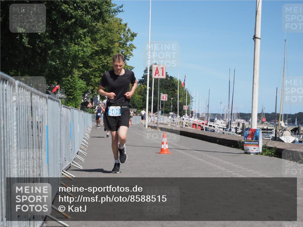 17.08.2025 - KN Förde Triathlon 2025 KatJ http://msf.ph/oto/8588515 17.08.2025 13:32:37 Laufen 414, 509 meine-sportfotos.de
