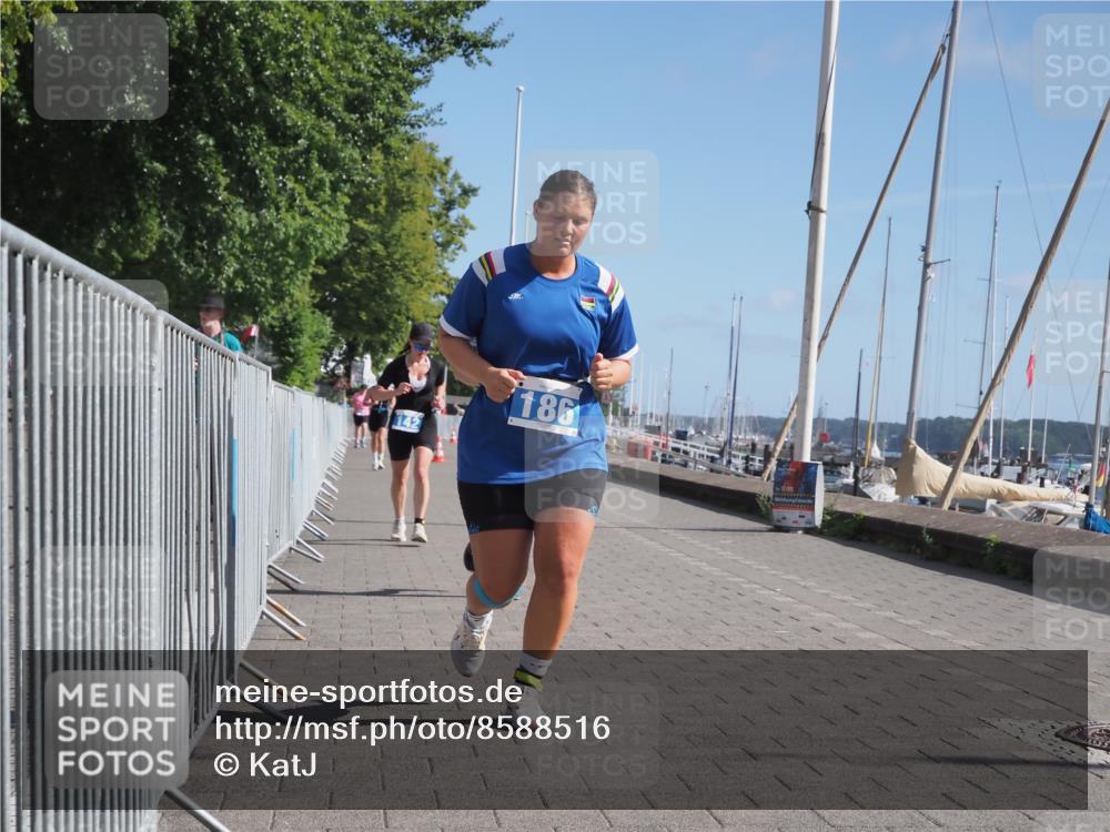 17.08.2025 - KN Förde Triathlon 2025 KatJ http://msf.ph/oto/8588516 17.08.2025 10:39:38 Laufen 142, 156, 186 meine-sportfotos.de