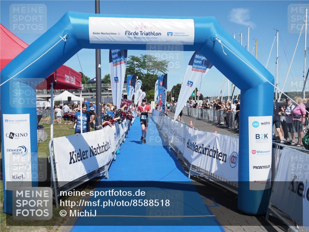 17.08.2025 - KN Förde Triathlon 2025 MichiJ http://msf.ph/oto/8588518 17.08.2025 13:45:09 Laufen 466 meine-sportfotos.de