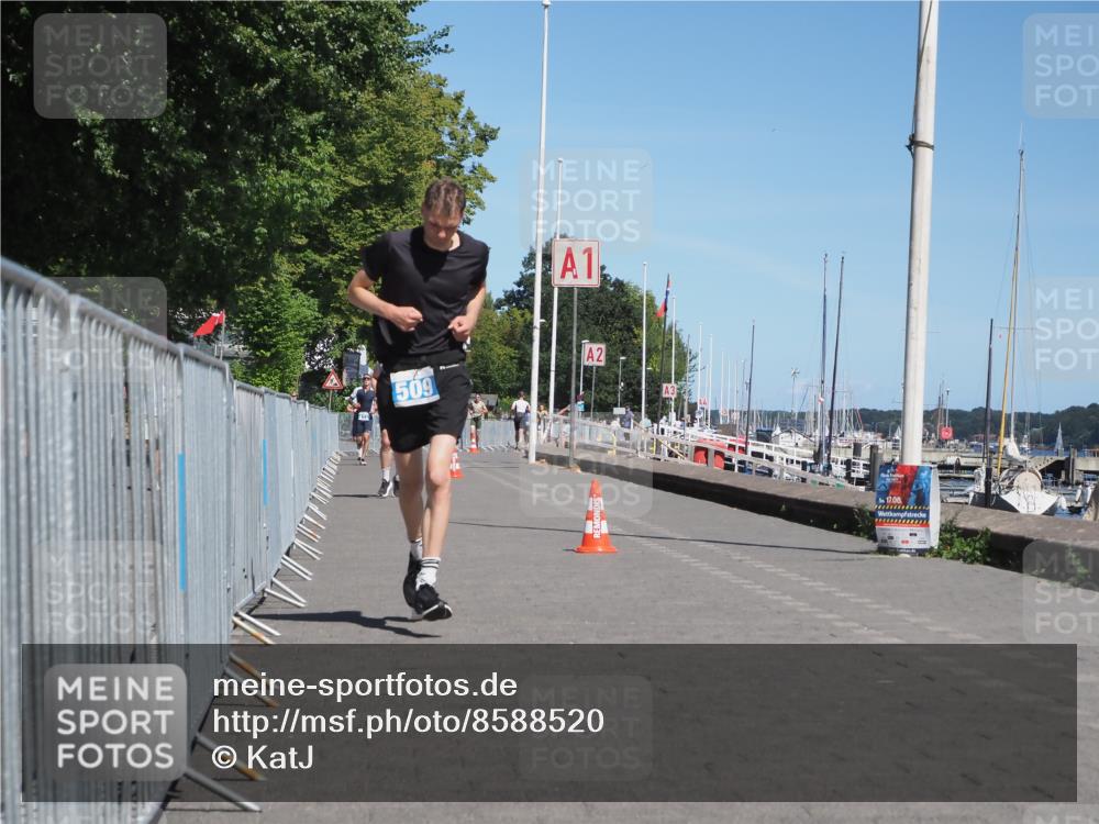 17.08.2025 - KN Förde Triathlon 2025 KatJ http://msf.ph/oto/8588520 17.08.2025 13:32:37 Laufen 414, 509 meine-sportfotos.de
