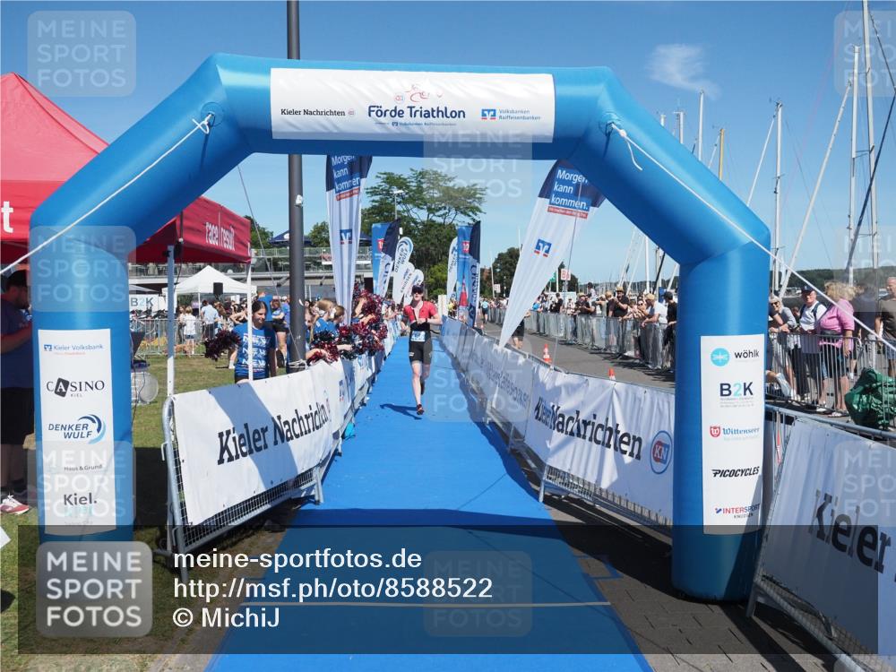 17.08.2025 - KN Förde Triathlon 2025 MichiJ http://msf.ph/oto/8588522 17.08.2025 13:45:09 Laufen 466 meine-sportfotos.de