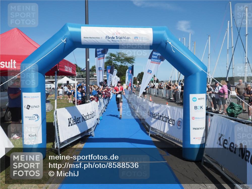 17.08.2025 - KN Förde Triathlon 2025 MichiJ http://msf.ph/oto/8588536 17.08.2025 13:45:09 Laufen 466 meine-sportfotos.de