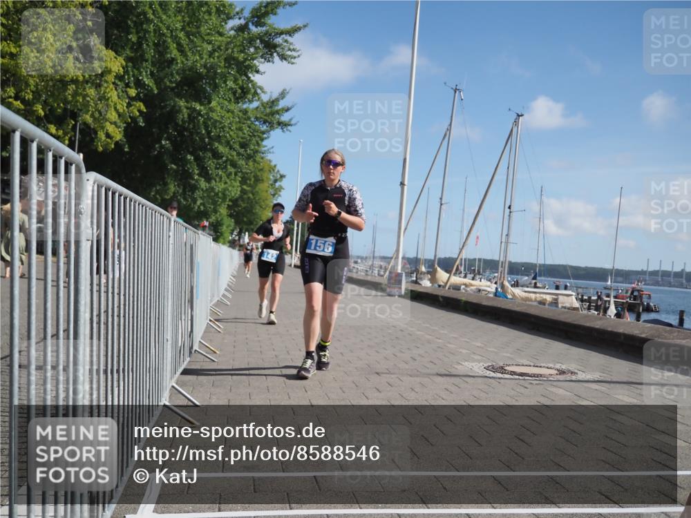 17.08.2025 - KN Förde Triathlon 2025 KatJ http://msf.ph/oto/8588546 17.08.2025 10:39:40 Laufen 142, 156, 186 meine-sportfotos.de