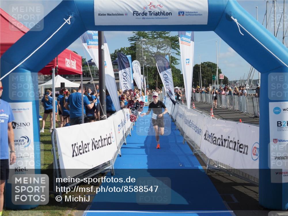 17.08.2025 - KN Förde Triathlon 2025 MichiJ http://msf.ph/oto/8588547 17.08.2025 10:29:34 Laufen 150 meine-sportfotos.de