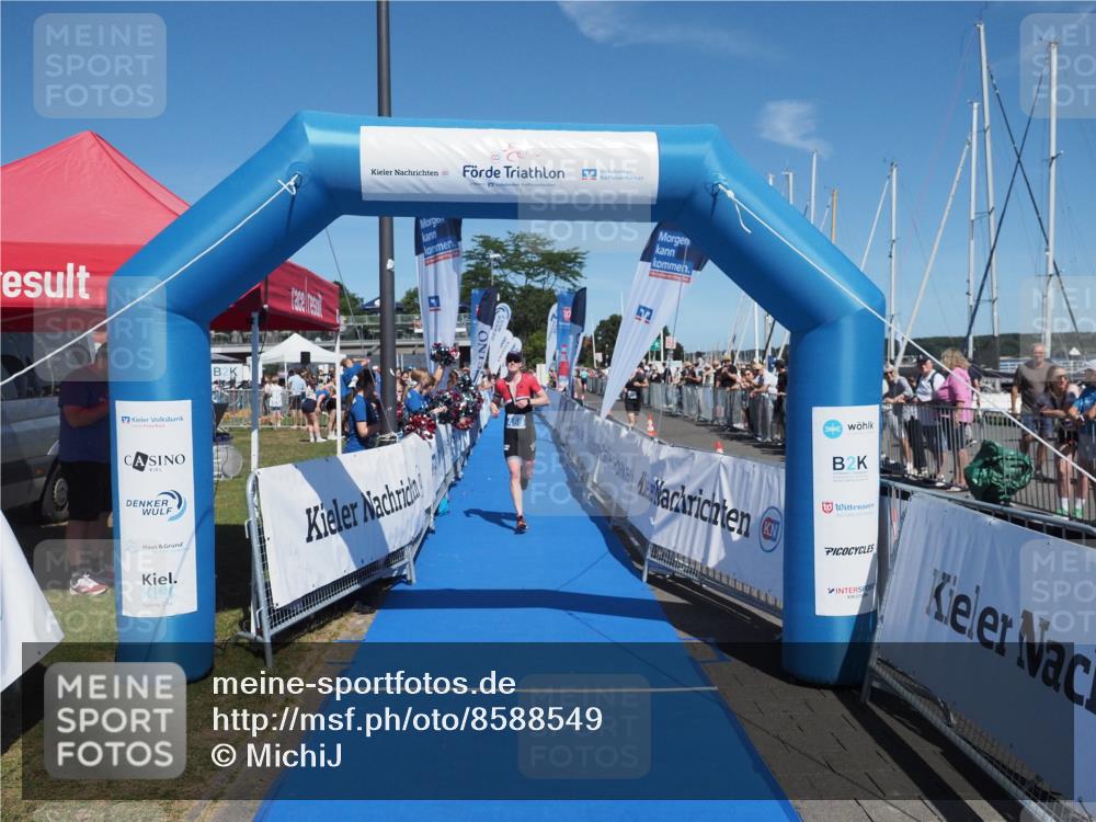 17.08.2025 - KN Förde Triathlon 2025 MichiJ http://msf.ph/oto/8588549 17.08.2025 13:45:09 Laufen 466 meine-sportfotos.de