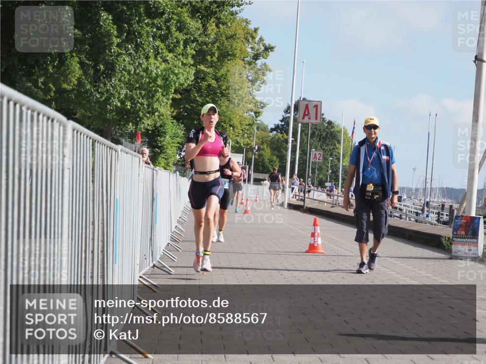 17.08.2025 - KN Förde Triathlon 2025 KatJ http://msf.ph/oto/8588567 17.08.2025 10:14:44 Laufen 119, 216, 223 meine-sportfotos.de