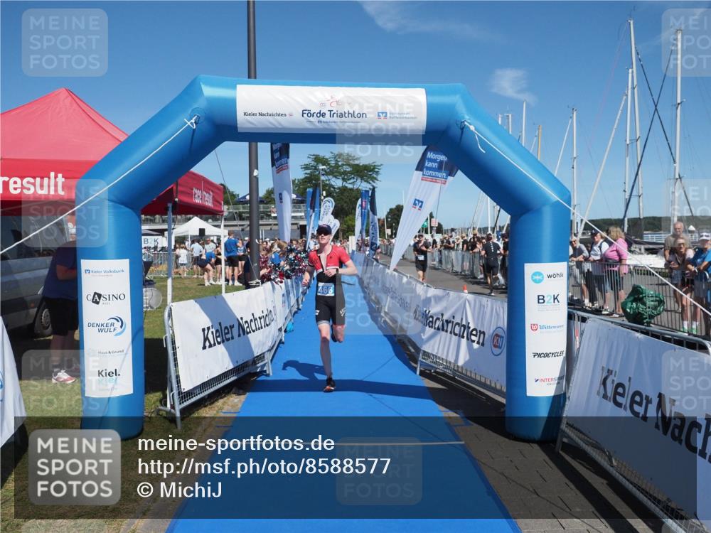 17.08.2025 - KN Förde Triathlon 2025 MichiJ http://msf.ph/oto/8588577 17.08.2025 13:45:10 Laufen 466 meine-sportfotos.de