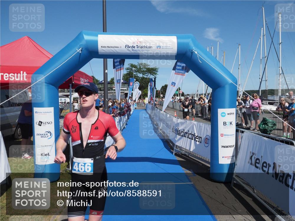 17.08.2025 - KN Förde Triathlon 2025 MichiJ http://msf.ph/oto/8588591 17.08.2025 13:45:12 Laufen 466 meine-sportfotos.de