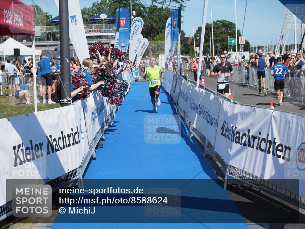 17.08.2025 - KN Förde Triathlon 2025 MichiJ http://msf.ph/oto/8588624 17.08.2025 13:45:18 Laufen 456 meine-sportfotos.de