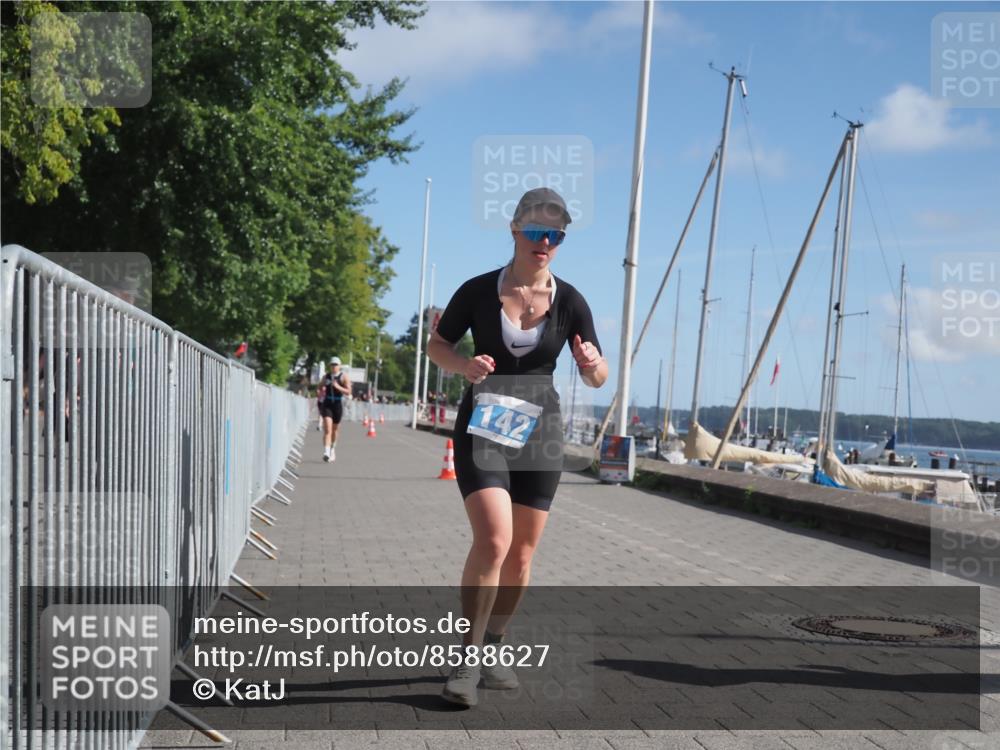 17.08.2025 - KN Förde Triathlon 2025 KatJ http://msf.ph/oto/8588627 17.08.2025 10:39:43 Laufen 142, 156, 159 meine-sportfotos.de