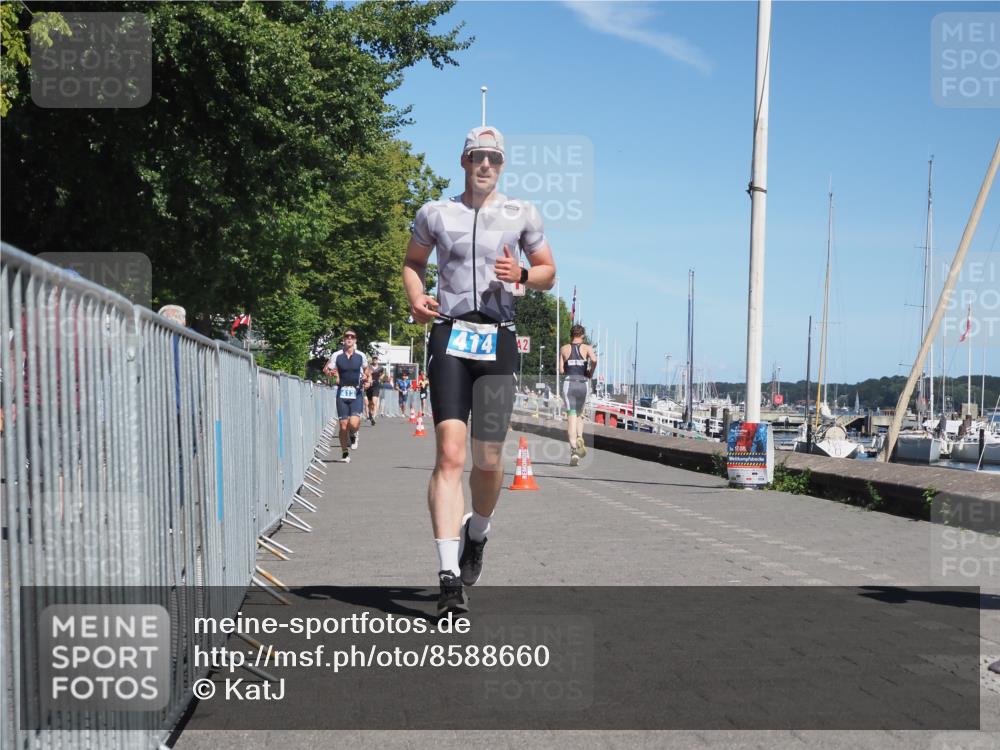 17.08.2025 - KN Förde Triathlon 2025 KatJ http://msf.ph/oto/8588660 17.08.2025 13:32:44 Laufen 413, 414, 469 meine-sportfotos.de