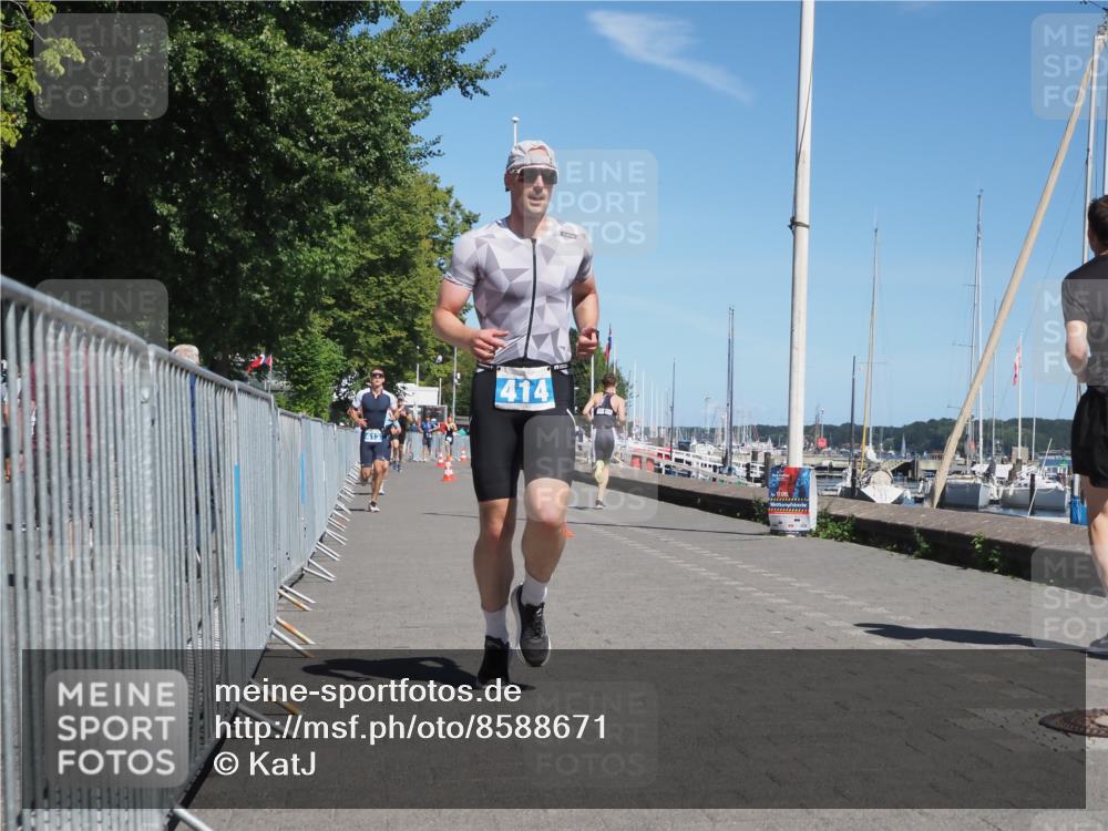 17.08.2025 - KN Förde Triathlon 2025 KatJ http://msf.ph/oto/8588671 17.08.2025 13:32:45 Laufen 413, 414, 469 meine-sportfotos.de