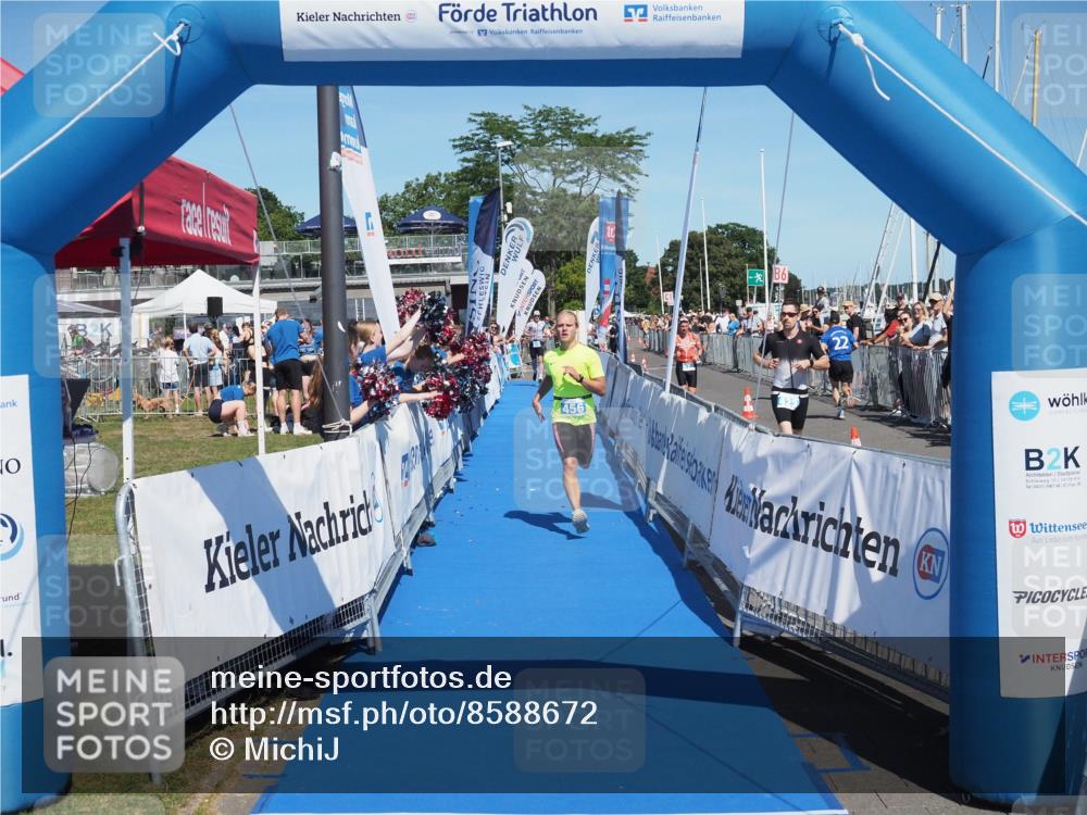 17.08.2025 - KN Förde Triathlon 2025 MichiJ http://msf.ph/oto/8588672 17.08.2025 13:45:19 Laufen 456 meine-sportfotos.de