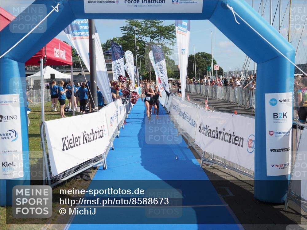 17.08.2025 - KN Förde Triathlon 2025 MichiJ http://msf.ph/oto/8588673 17.08.2025 10:30:51 Laufen 128, 204 meine-sportfotos.de