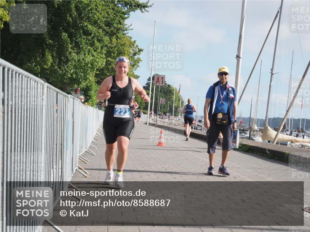 17.08.2025 - KN Förde Triathlon 2025 KatJ http://msf.ph/oto/8588687 17.08.2025 10:14:49 Laufen 114, 119, 223 meine-sportfotos.de