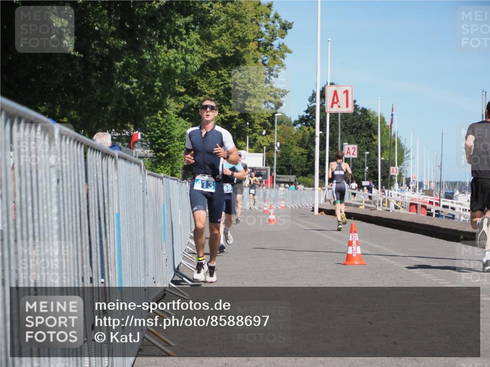 17.08.2025 - KN Förde Triathlon 2025 KatJ http://msf.ph/oto/8588697 17.08.2025 13:32:48 Laufen 413, 414, 466, 469 meine-sportfotos.de