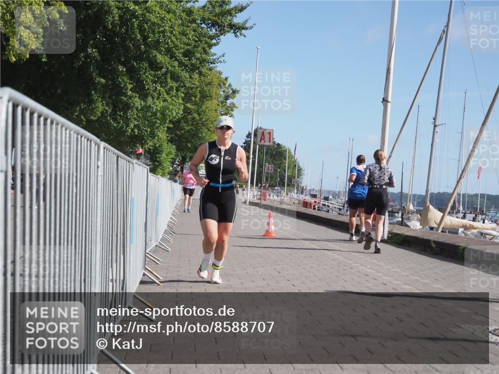 17.08.2025 - KN Förde Triathlon 2025 KatJ http://msf.ph/oto/8588707 17.08.2025 10:39:49 Laufen 159 meine-sportfotos.de