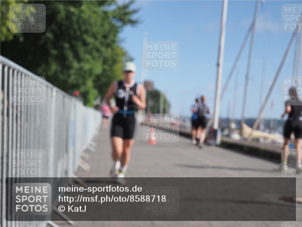 17.08.2025 - KN Förde Triathlon 2025 KatJ http://msf.ph/oto/8588718 17.08.2025 10:39:50 Laufen 159 meine-sportfotos.de
