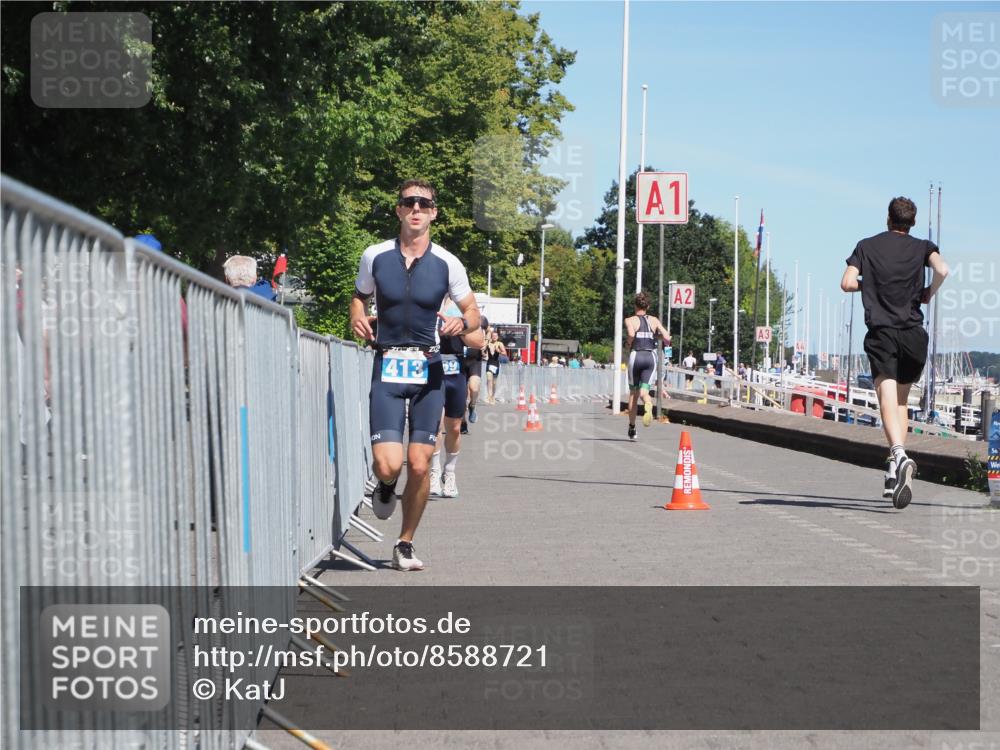 17.08.2025 - KN Förde Triathlon 2025 KatJ http://msf.ph/oto/8588721 17.08.2025 13:32:48 Laufen 413, 414, 466, 469 meine-sportfotos.de