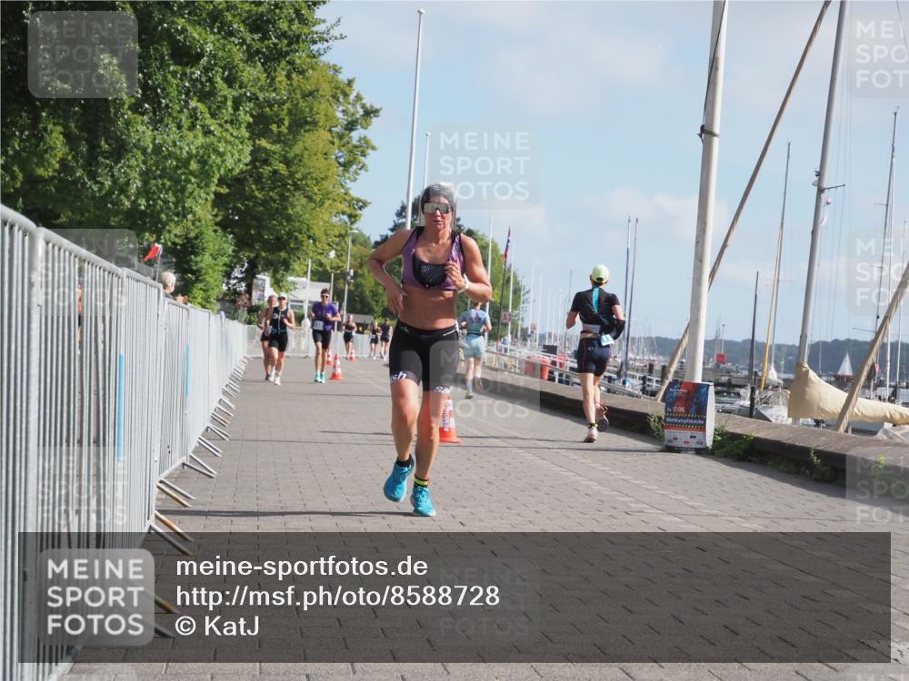 17.08.2025 - KN Förde Triathlon 2025 KatJ http://msf.ph/oto/8588728 17.08.2025 10:14:54 Laufen 114 meine-sportfotos.de