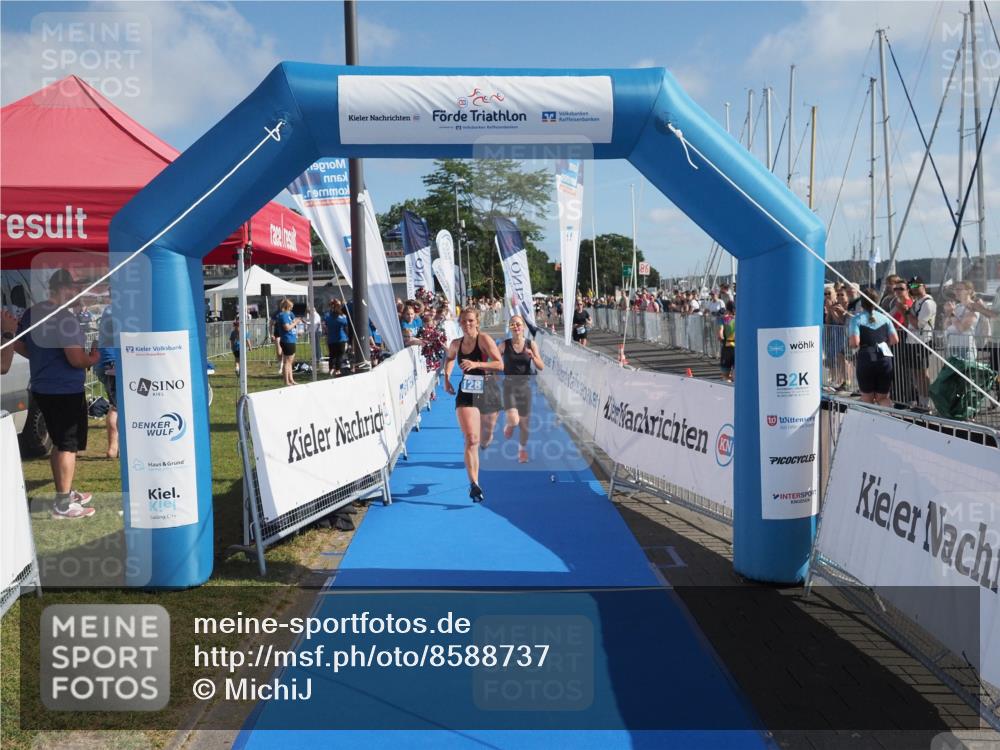 17.08.2025 - KN Förde Triathlon 2025 MichiJ http://msf.ph/oto/8588737 17.08.2025 10:30:53 Laufen 128, 204 meine-sportfotos.de