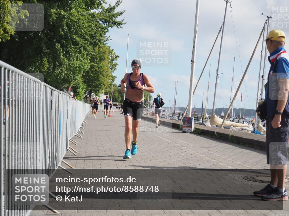 17.08.2025 - KN Förde Triathlon 2025 KatJ http://msf.ph/oto/8588748 17.08.2025 10:14:55 Laufen 114 meine-sportfotos.de