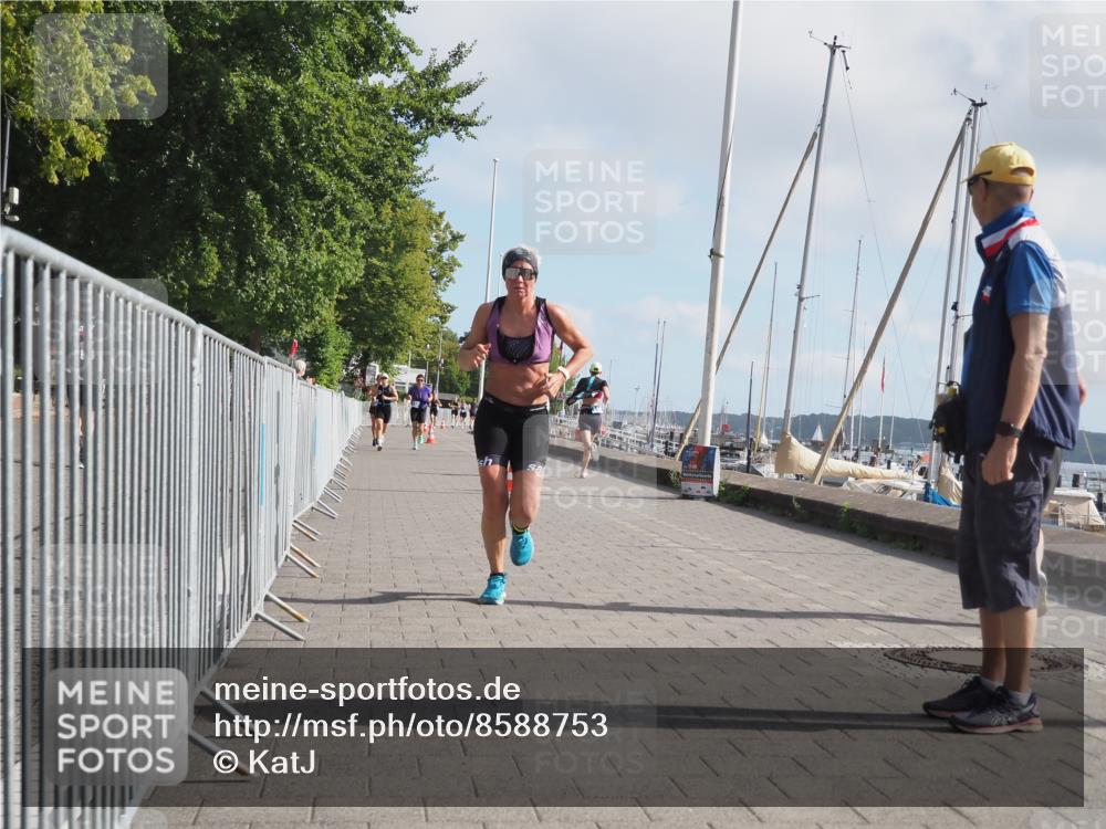 17.08.2025 - KN Förde Triathlon 2025 KatJ http://msf.ph/oto/8588753 17.08.2025 10:14:55 Laufen 114 meine-sportfotos.de