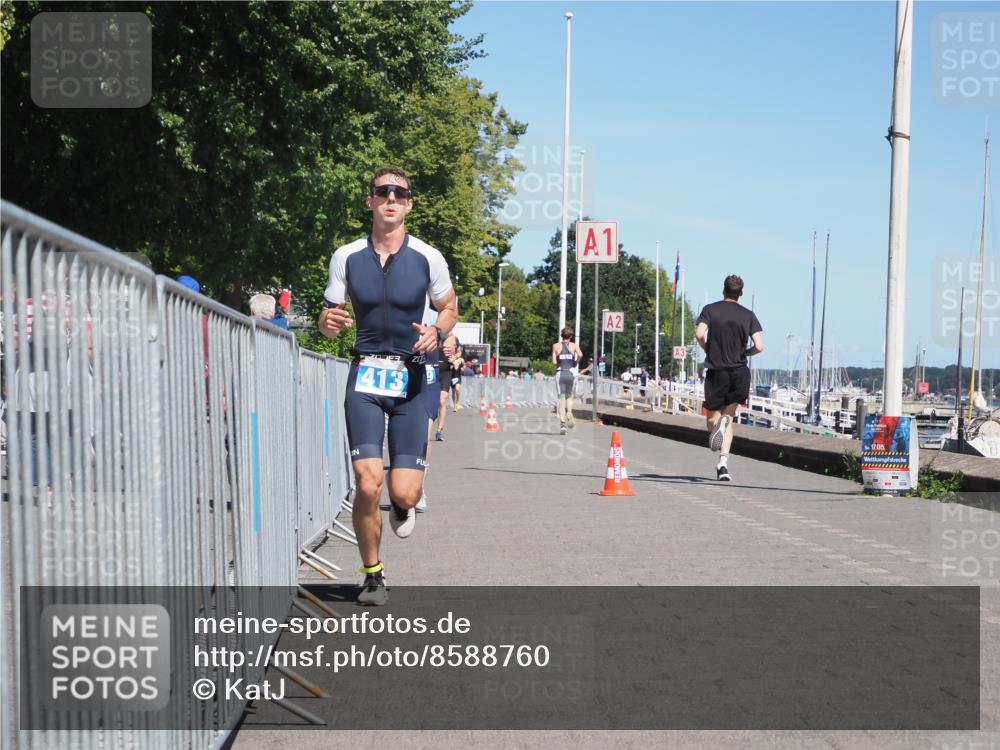 17.08.2025 - KN Förde Triathlon 2025 KatJ http://msf.ph/oto/8588760 17.08.2025 13:32:49 Laufen 413, 458, 466, 469 meine-sportfotos.de