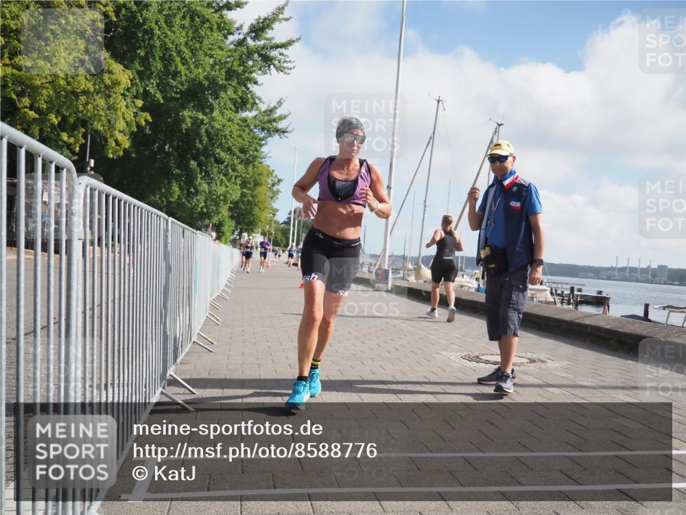17.08.2025 - KN Förde Triathlon 2025 KatJ http://msf.ph/oto/8588776 17.08.2025 10:14:56 Laufen 114, 138, 159 meine-sportfotos.de